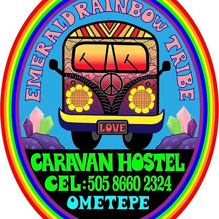 Rainbow Caravan Hostel Las Pilas Екстер'єр фото