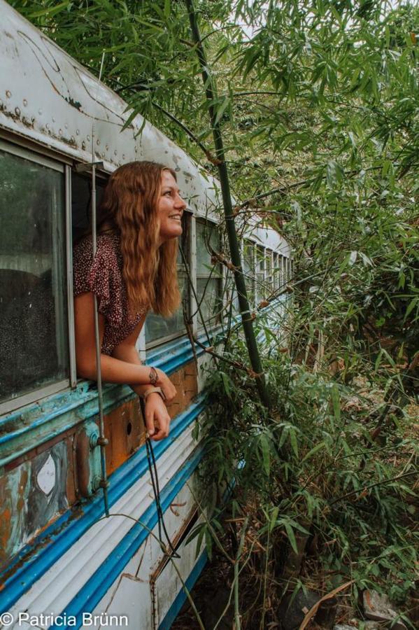 Rainbow Caravan Hostel Las Pilas Екстер'єр фото